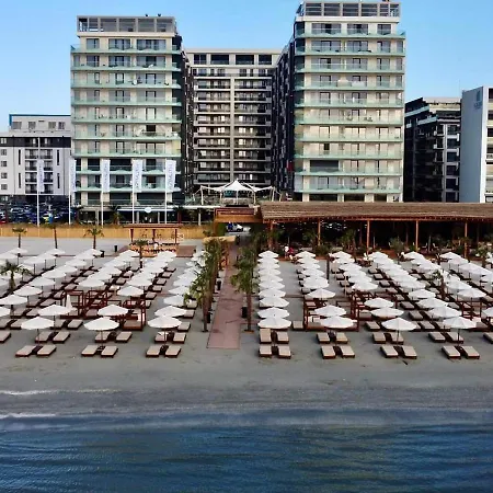 Beachscape Luxury 아파트 *