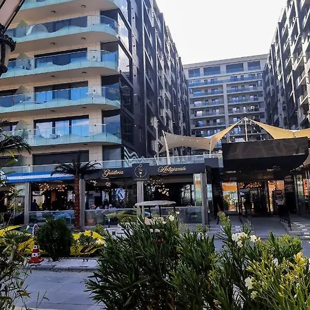 아파트 Beachscape Luxury